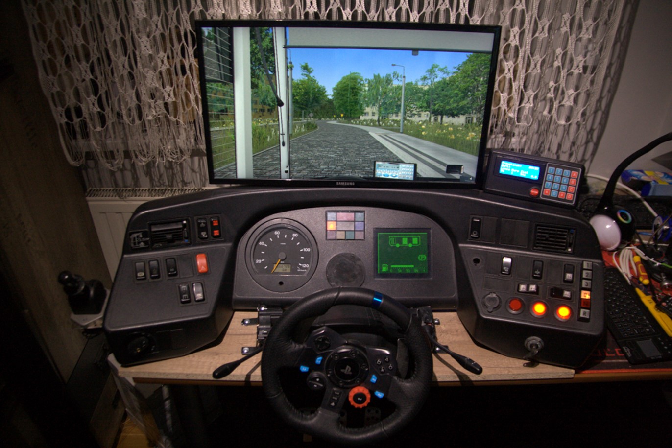 Zdjęcie symulatora autobusu miejskiego